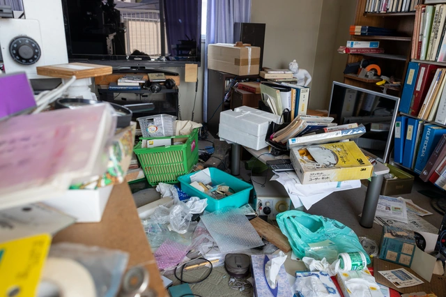 岐阜県瑞穂市の遺品整理、作業前の現場